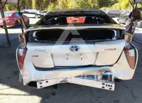 2016 Toyota PRIUS фото