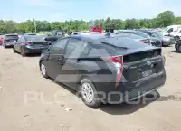 2016 Toyota PRIUS фото