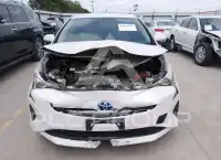 2016 Toyota PRIUS фото