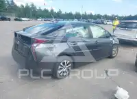 2016 Toyota PRIUS фото