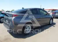 2016 Toyota PRIUS фото