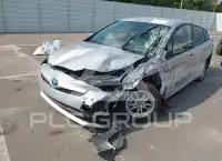 2016 Toyota PRIUS фото