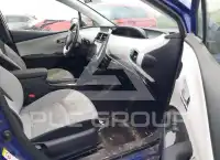 2016 Toyota PRIUS фото