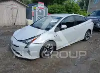 2016 Toyota PRIUS photo