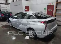 2016 Toyota PRIUS фото