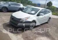 2016 Toyota PRIUS фото