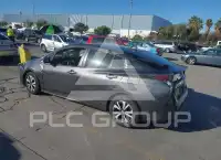 2016 Toyota PRIUS фото