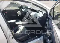 2016 Toyota PRIUS photo