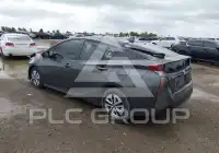 2016 Toyota PRIUS фото