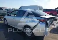 2016 Toyota PRIUS photo