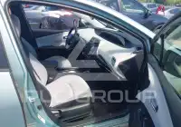 2016 Toyota PRIUS фото