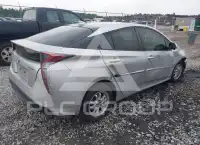 2016 Toyota PRIUS фото