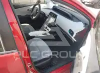 2016 Toyota PRIUS фото