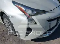 2016 Toyota PRIUS photo