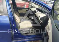 2016 Toyota PRIUS фото
