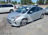 2016 Toyota PRIUS photo