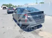 2016 Toyota PRIUS photo
