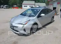 2016 Toyota PRIUS фото