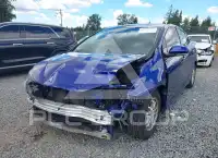 2016 Toyota PRIUS фото