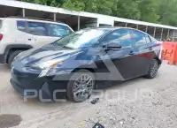 2016 Toyota PRIUS фото