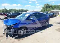 2016 Toyota PRIUS фото