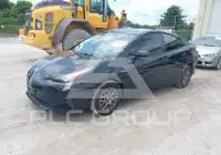 2016 Toyota PRIUS фото