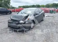 2016 Toyota PRIUS photo