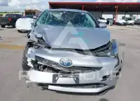 2016 Toyota PRIUS photo