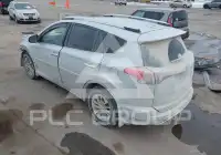 2016 Toyota RAV4 фото