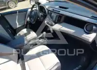 2016 Toyota RAV4 фото
