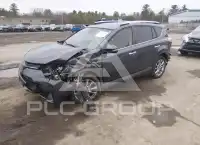 2016 Toyota RAV4 фото