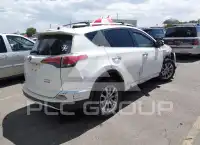 2016 Toyota RAV4 фото
