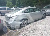 2016 Toyota AVALON photo