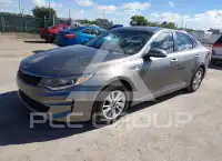 2016 KIA Optima photo