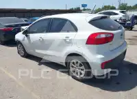 2016 KIA Rio photo