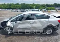2016 KIA Rio фото