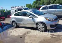 2016 KIA Rio photo