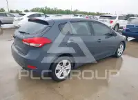 2016 KIA Forte photo