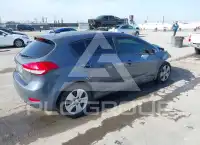 2016 KIA Forte фото