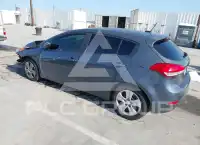 2016 KIA Forte фото