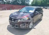 2016 KIA Sorento photo