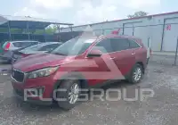 2016 KIA Sorento photo