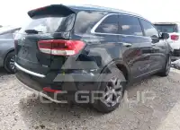 2016 KIA Sorento photo