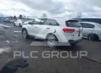 2016 KIA Sorento photo
