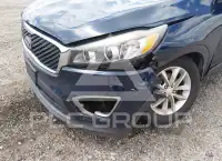 2016 KIA Sorento photo