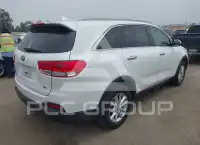 2016 KIA Sorento photo