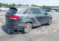 2016 KIA Sorento photo