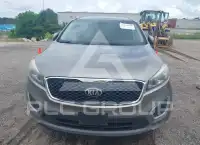 2016 KIA Sorento photo