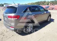 2016 KIA Sorento photo