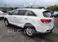 2016 KIA Sorento photo